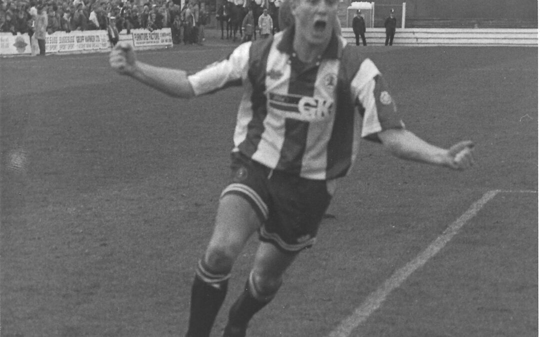 Club legend Tom Curtis on play-off memories